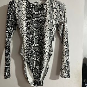 Brand new Vince Camuto once piece swimsuit